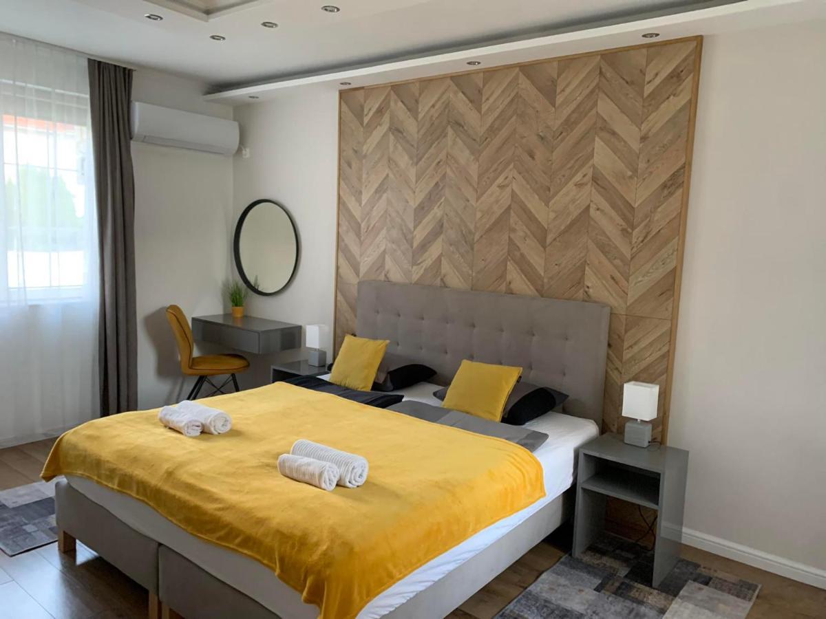Helena Studio Apartman Siófok Extérieur photo